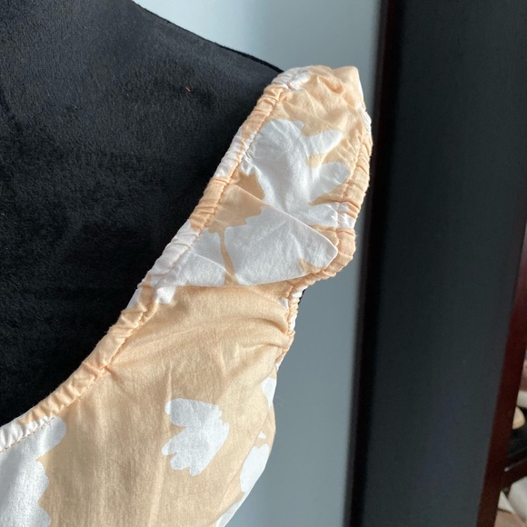 American Eagle floral crop top - Picture 4 of 7